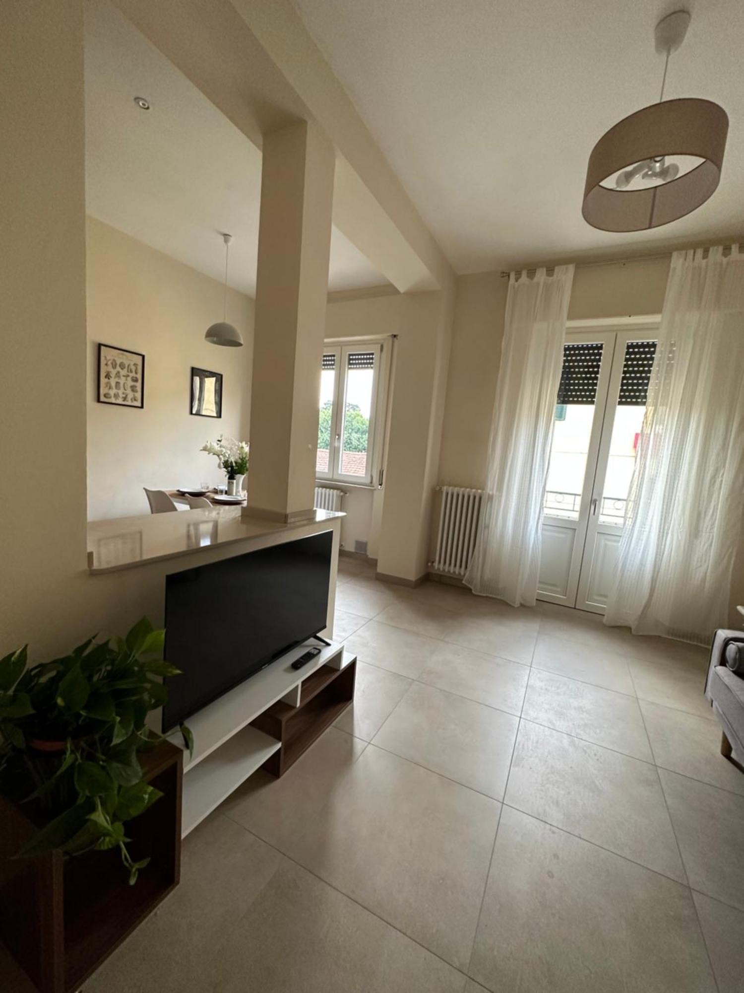I Santi Apartments Lucca Bagian luar foto